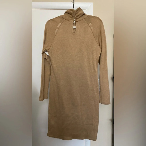 NWT ASTR Dress Long Sleeve Wrap Neck Cutout Knit Mini Tan Size XL - Picture 4 of 7